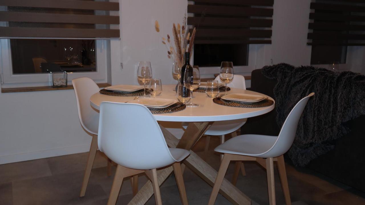 Apartment The Rooftop - A Trendy New With Airconditioning, Large Terrace & Free Parking *