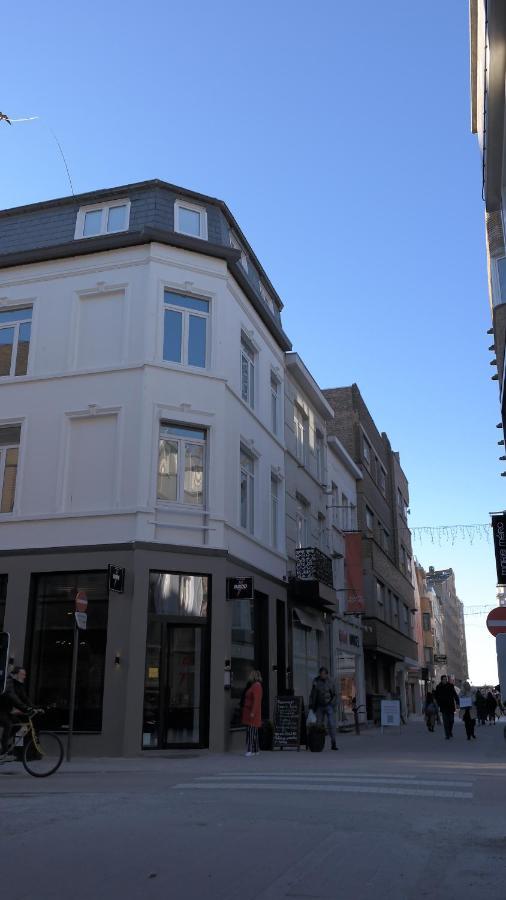 Apartment The Rooftop - A Trendy New With Airconditioning, Large Terrace & Free Parking *